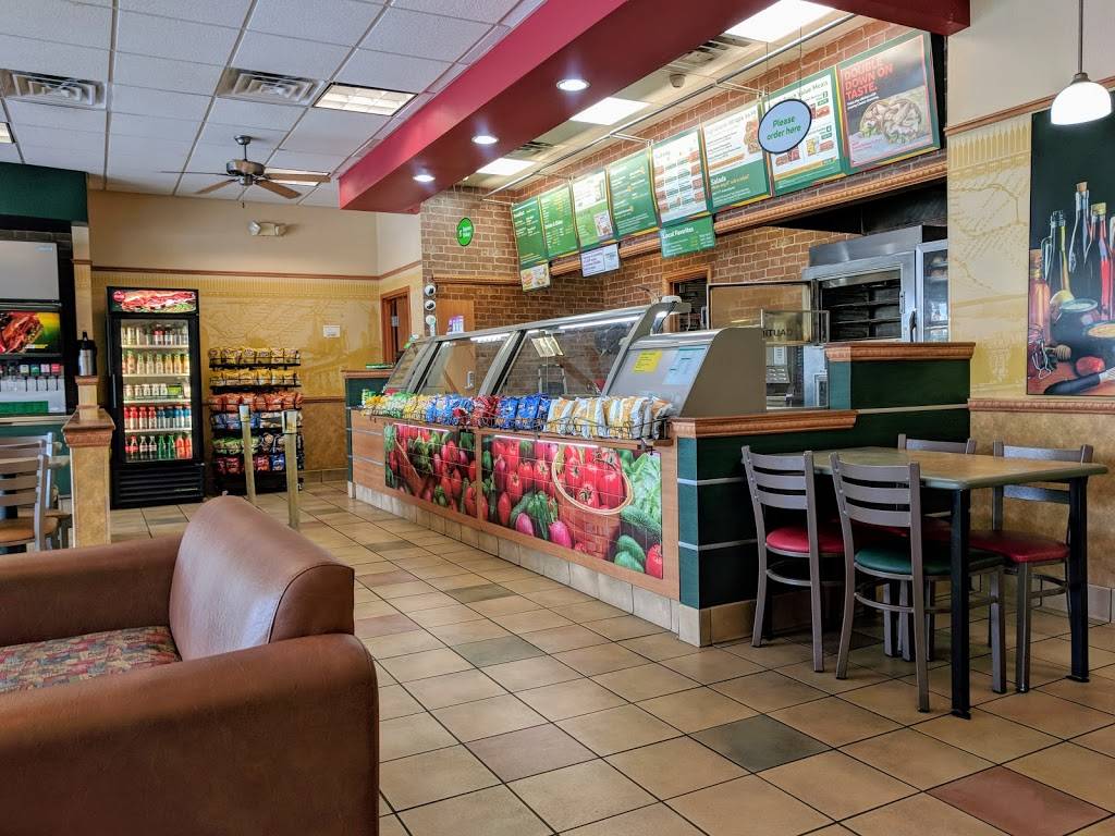 Subway | restaurant | 10165 University Blvd, Orlando, FL 32817, USA | 4073887469 OR +1 407-388-7469