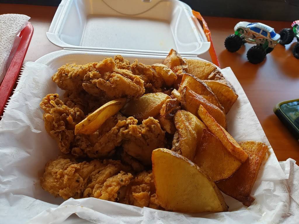 Just Chicken | restaurant | 5942 Delmar Blvd, St. Louis, MO 63112, USA | 3147263303 OR +1 314-726-3303