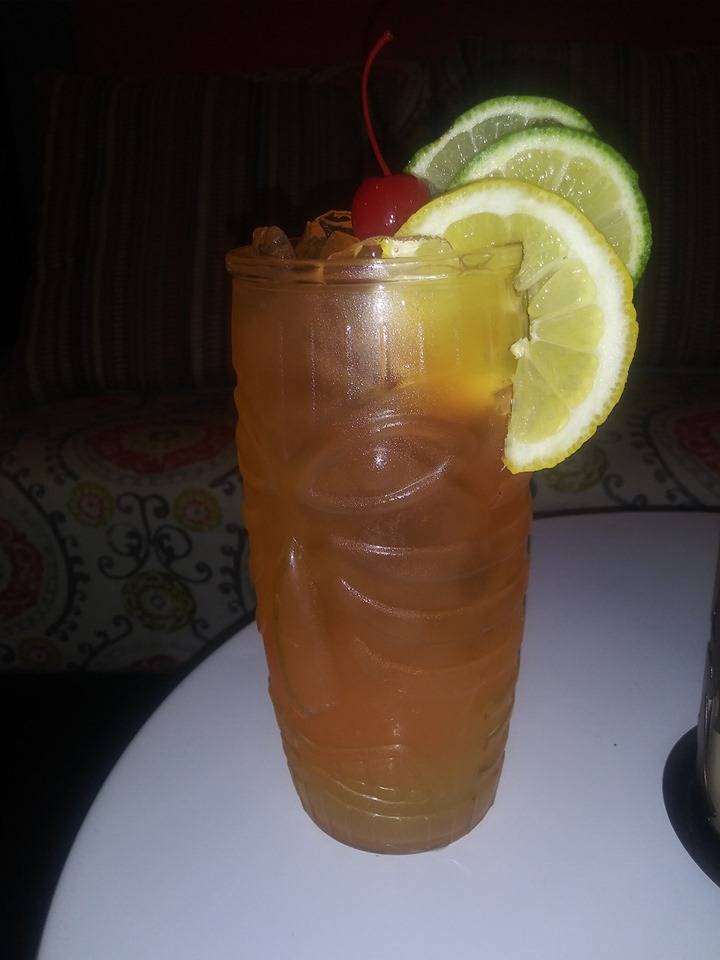 605 Broadways Bar & Kitchen | restaurant | 605 Broadway, Pawtucket, RI 02860, USA | 4014754252 OR +1 401-475-4252