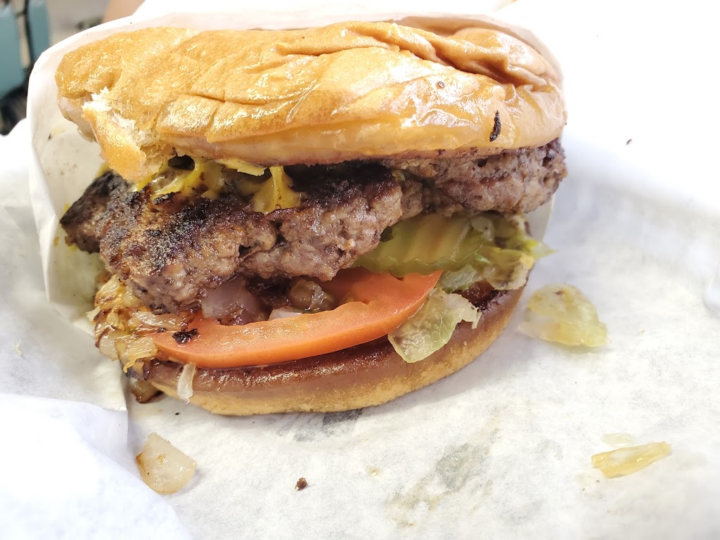 Genes Tasty Burger | restaurant | 2310 Holliday Rd, Wichita Falls, TX 76301, USA | 9402287616 OR +1 940-228-7616