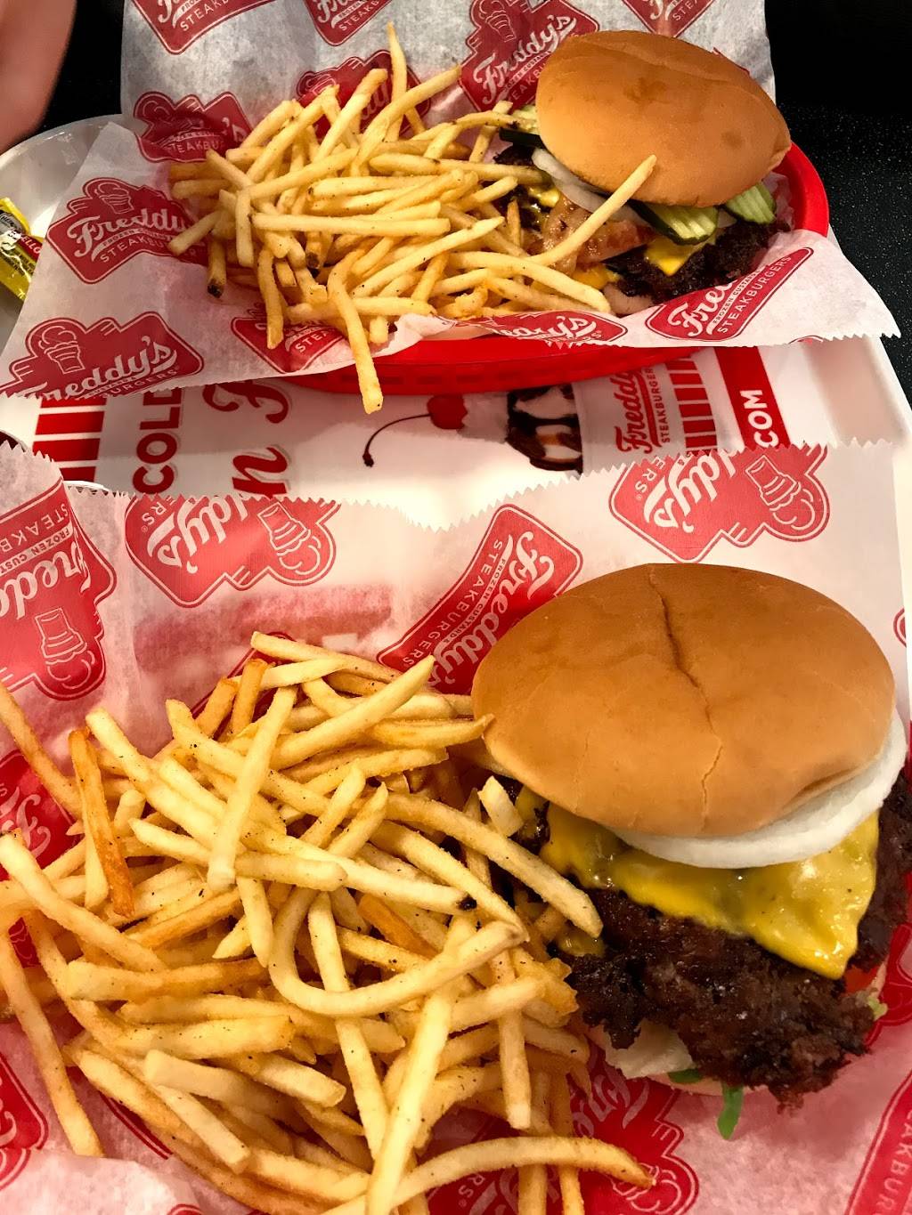 Freddys Frozen Custard & Steakburgers | restaurant | 2306 N Morton St, Franklin, IN 46131, USA | 3177863237 OR +1 317-786-3237