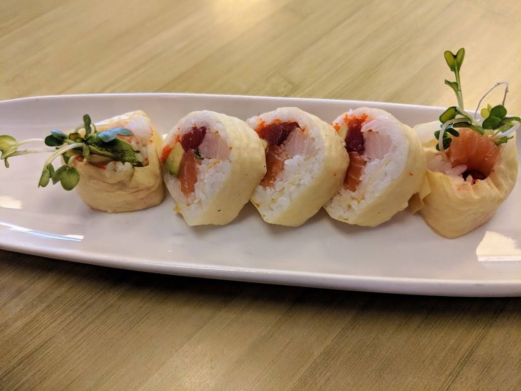 SushiPop | restaurant | 9770 Katy Fwy # 100, Houston, TX 77055, USA | 7139350707 OR +1 713-935-0707