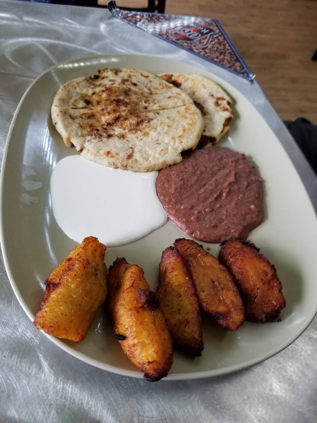 El Rancho Antojitos Salvadoreños | restaurant | 214 E Foothill Blvd, Rialto, CA 92376, USA | 9098790016 OR +1 909-879-0016