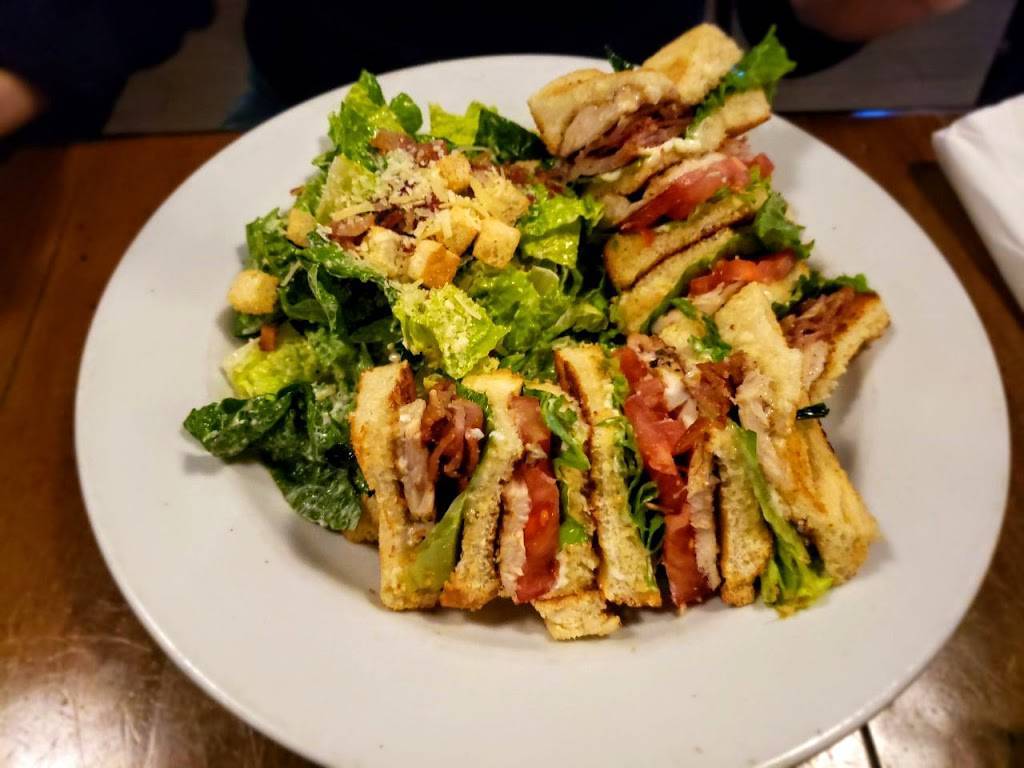 Fox And Fiddle | restaurant | 865 York Mills Rd, North York, ON M3B 1Y6, Canada | 4167928299 OR +1 416-792-8299