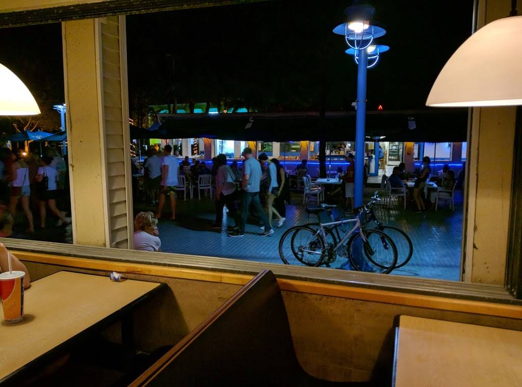 Dairy Queen Grill & Chill | restaurant | 1000 Estero Blvd, Fort Myers Beach, FL 33931, USA | 2394632300 OR +1 239-463-2300