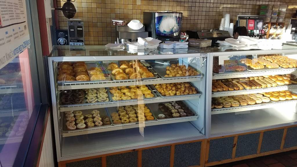 Donut Kings | bakery | 260 W Main St, Merced, CA 95340, USA | 2093835411 OR +1 209-383-5411