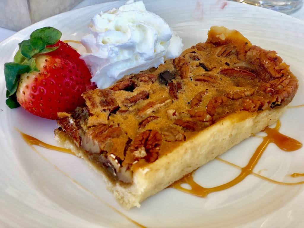 Escena Lounge & Grill | night club | 1100 Clubhouse View Dr, Palm Springs, CA 92262, USA | 7609920002 OR +1 760-992-0002