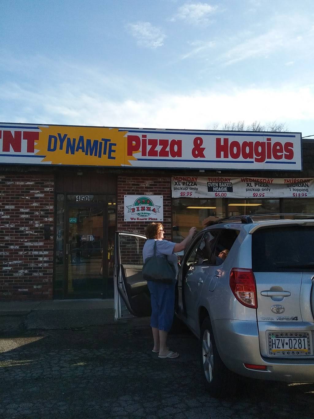 TNT Dynamite Pizza & Hoagies | restaurant | 450 Pittsburgh St, Springdale, PA 15144, USA | 7242757492 OR +1 724-275-7492