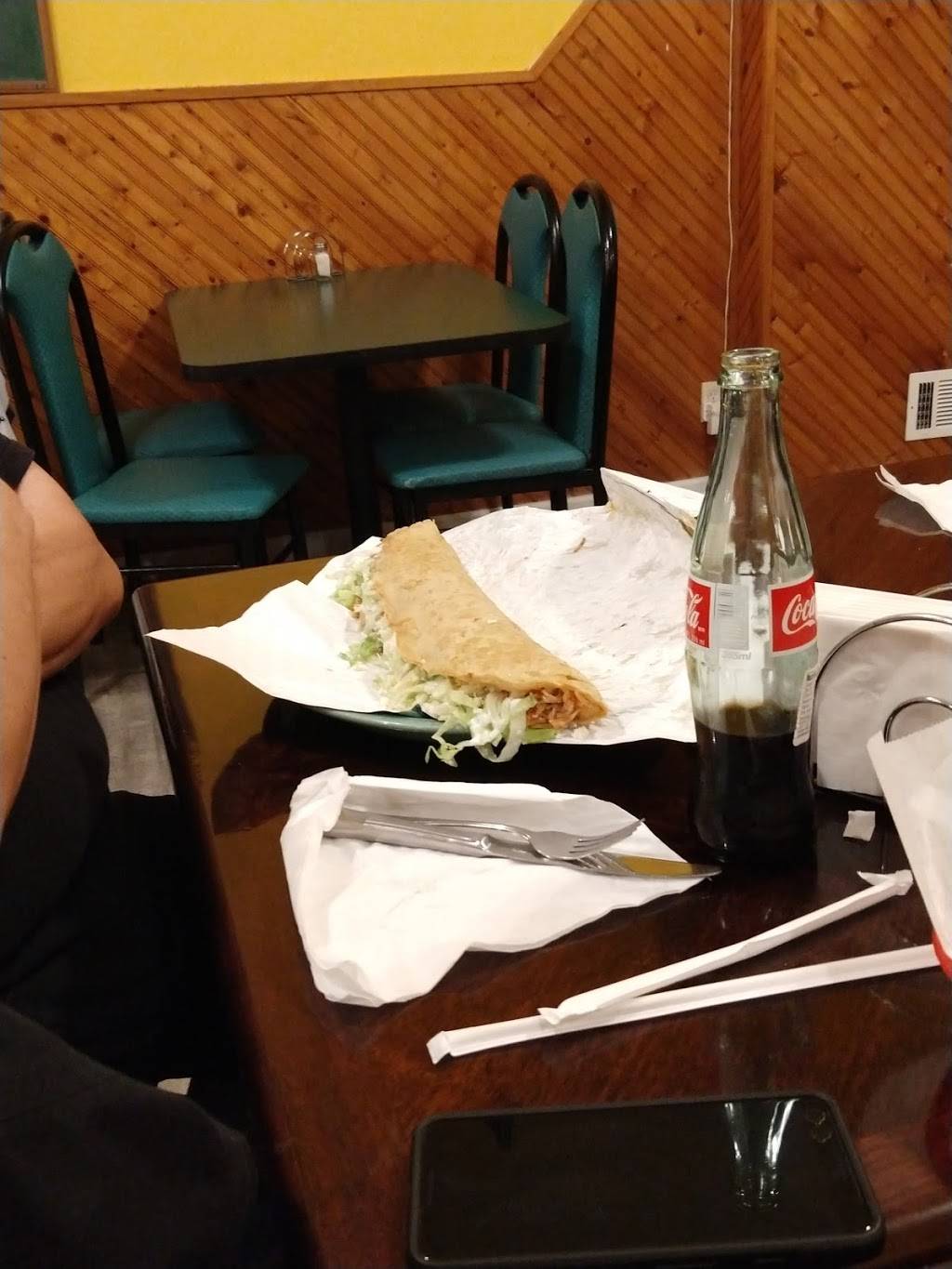 Fonda La Poblanita | restaurant | 3830 Morganford Rd, St. Louis, MO 63116, USA | 3142820651 OR +1 314-282-0651