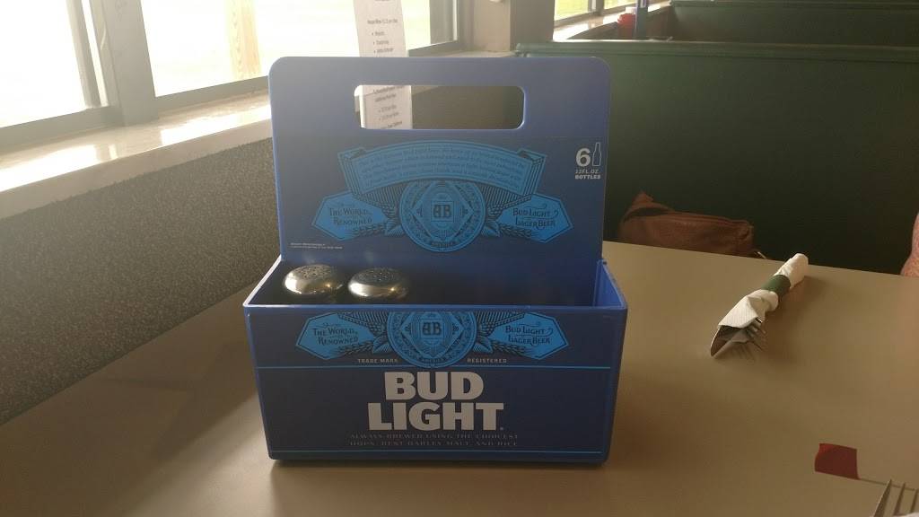 Cranberry Hills Golf Grill Pub | restaurant | 5965 OH-103, New Washington, OH 44854, USA | 4194922192 OR +1 419-492-2192