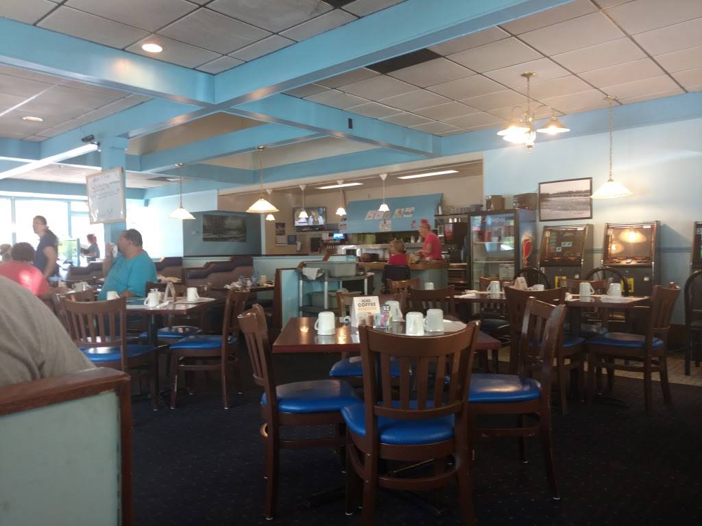 Jennys Family Restaurant | restaurant | 1702 Grand Ave, Wausau, WI 54403, USA | 7152612700 OR +1 715-261-2700