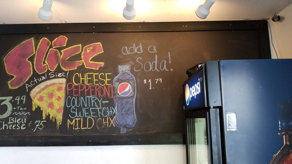 Caraglios Pizza | restaurant | 3869 Lyell Rd, Rochester, NY 14606, USA | 5854260270 OR +1 585-426-0270