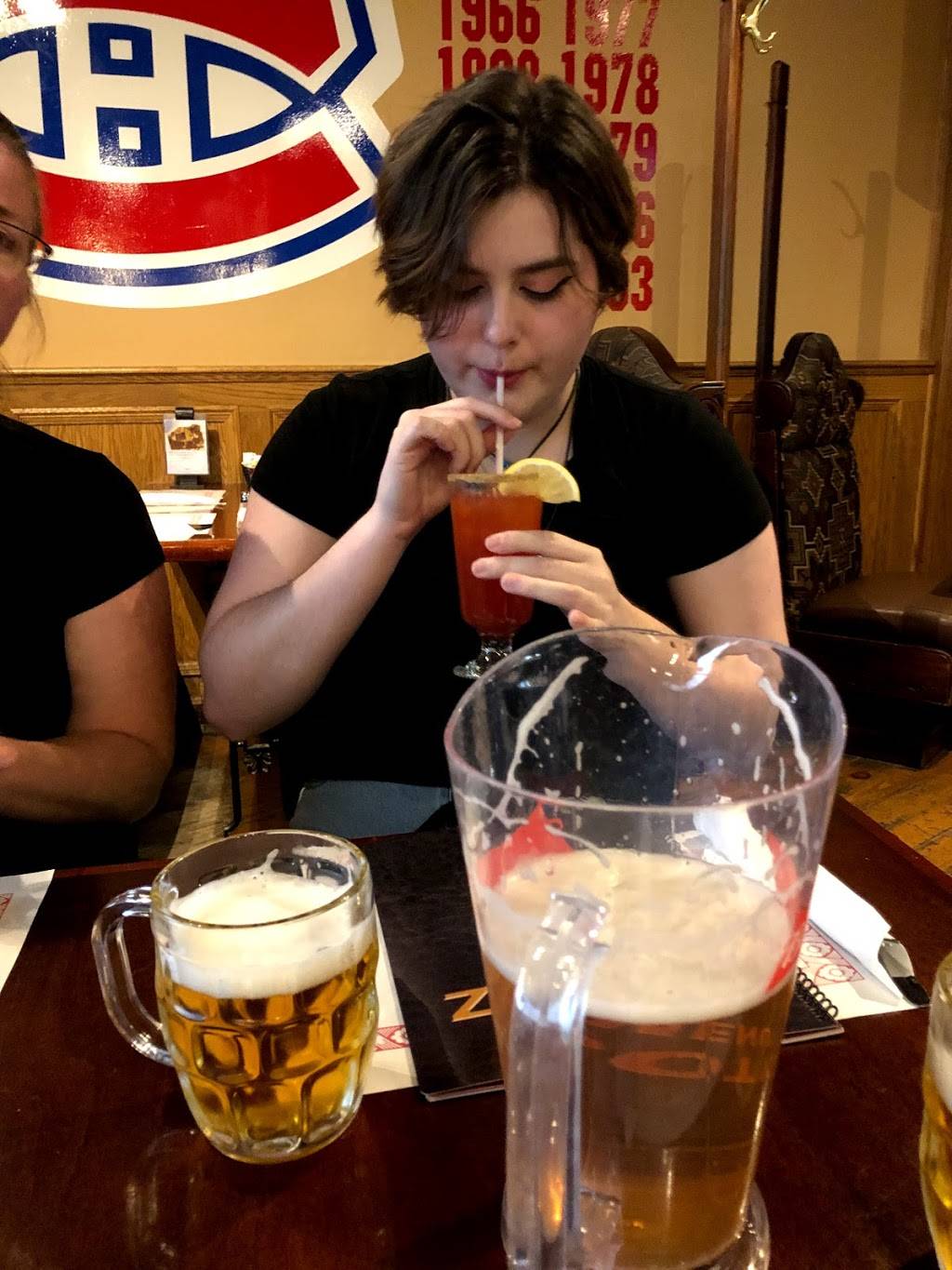 Scotyz | night club | 3979 Bd Taschereau, Saint-Hubert, QC J4T 2G5, Canada | 4506763244 OR +1 450-676-3244