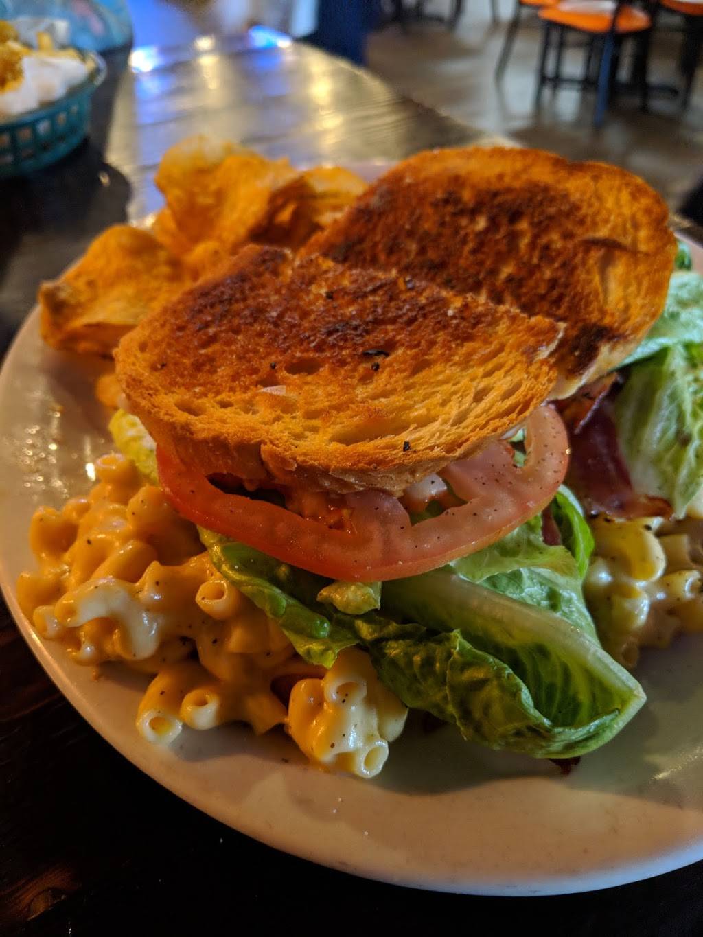 Mooneys Sports Bar & Grill | restaurant | 3300 Chambers Rd, Horseheads, NY 14845, USA | 6074421670 OR +1 607-442-1670