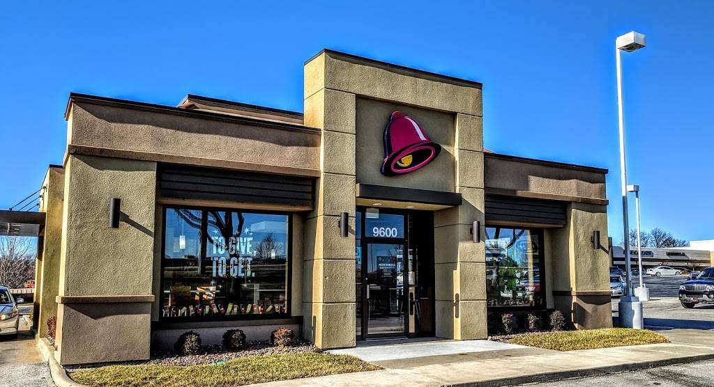 Taco Bell | meal takeaway | 9600 Quivira Rd, Lenexa, KS 66215, USA | 9135991309 OR +1 913-599-1309