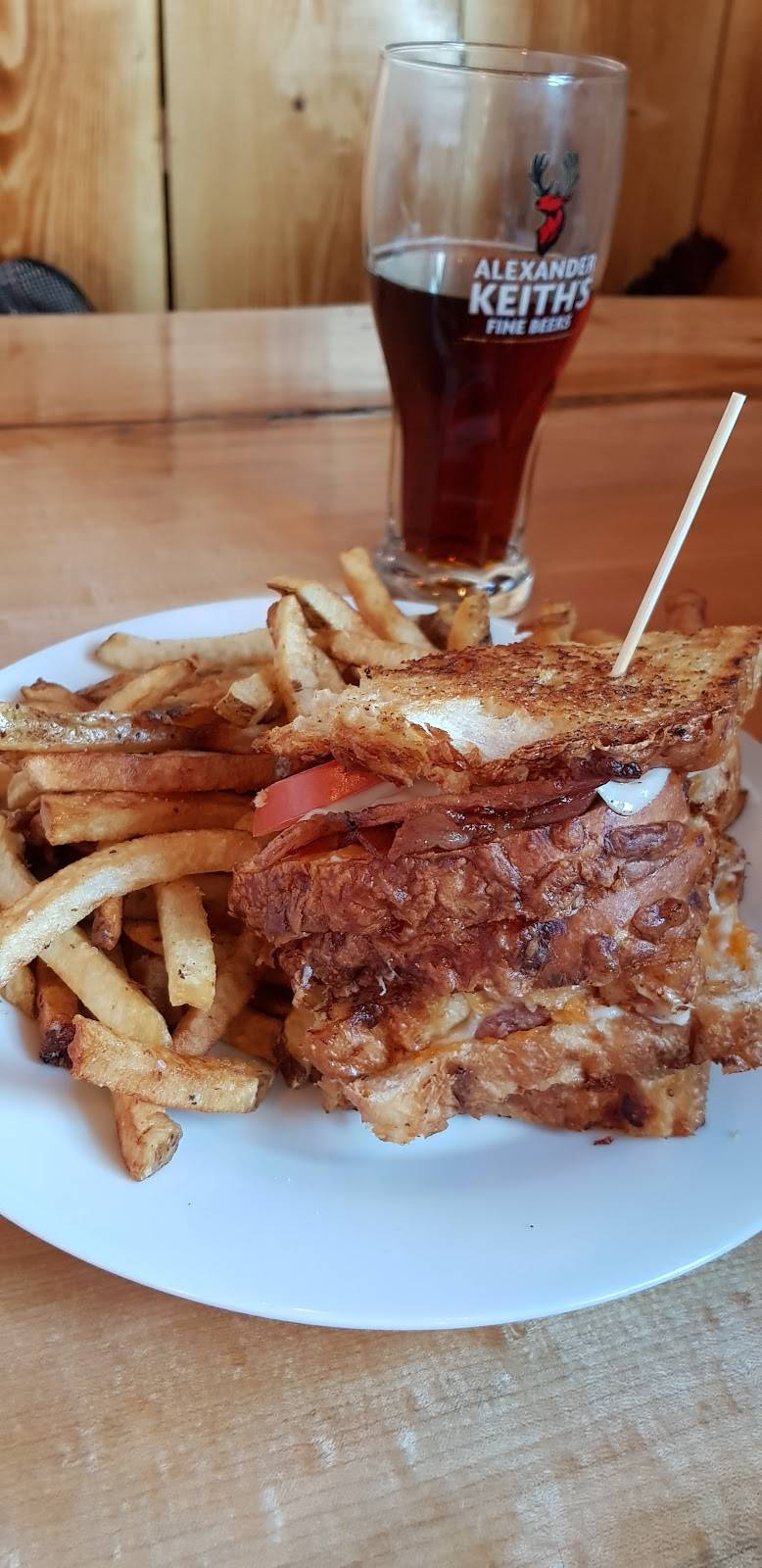 The Rabbid Fox | restaurant | 123 Pioneer Dr, Kitchener, ON N2P 2A3, Canada | 5197482404 OR +1 519-748-2404