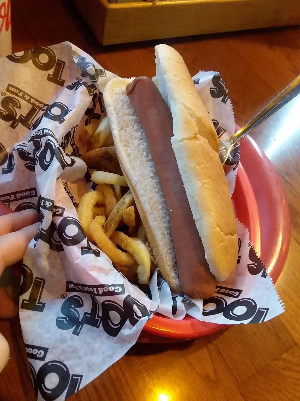 Toots Good Food & Fun Restaurant | restaurant | 860 NW Broad St, Murfreesboro, TN 37129, USA | 6158981301 OR +1 615-898-1301