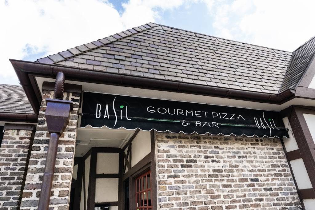 Basil Pizza & Bar | night club | 1101 Dunston Ave, Birmingham, AL 35213, USA | 2052244465 OR +1 205-224-4465