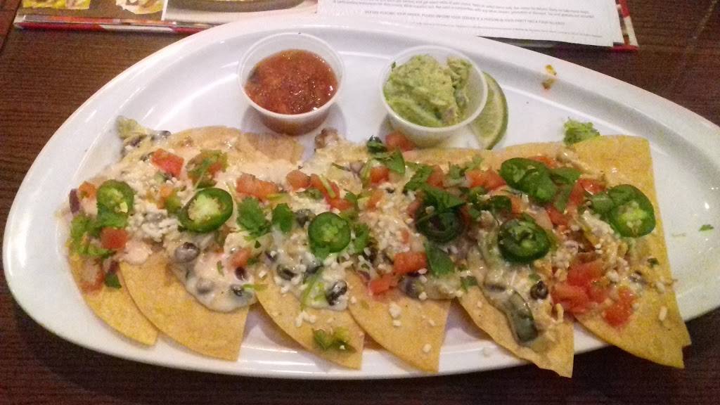 TGI Fridays | restaurant | 3340 Mall Loop Dr, Joliet, IL 60431, USA | 8152541882 OR +1 815-254-1882