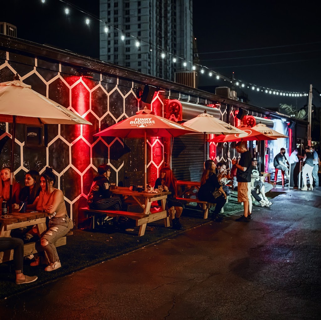 Glitch Bar | night club | 905 NE 5th Ave, Fort Lauderdale, FL 33304, USA | 9546165762 OR +1 954-616-5762