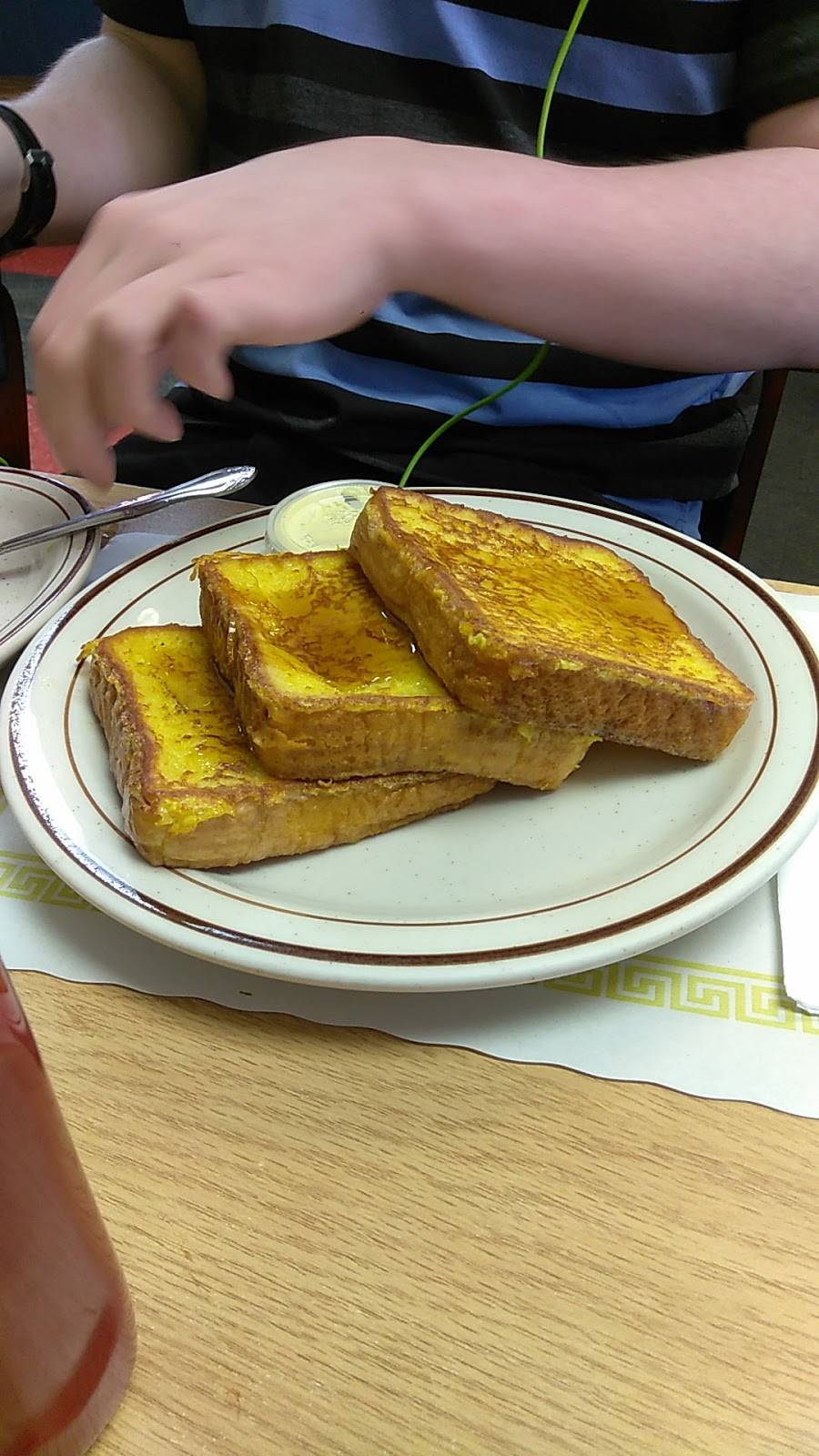 Harvest Diner | restaurant | 20893 Dupont Blvd, Georgetown, DE 19947, USA | 3028563899 OR +1 302-856-3899