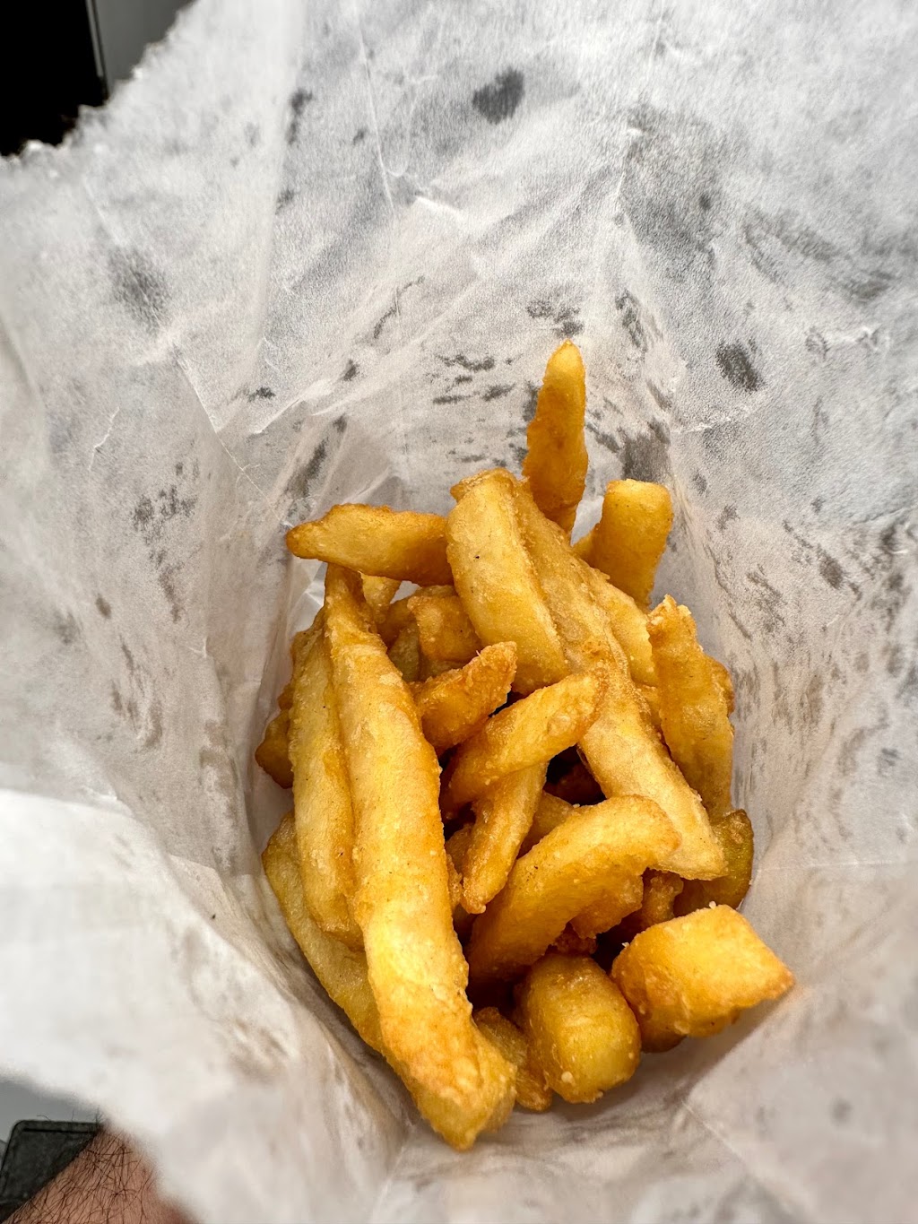 Crown fried chicken and pizza halal | restaurant | 3500 Main St, Buffalo, NY 14226, USA | 7167991801 OR +1 716-799-1801