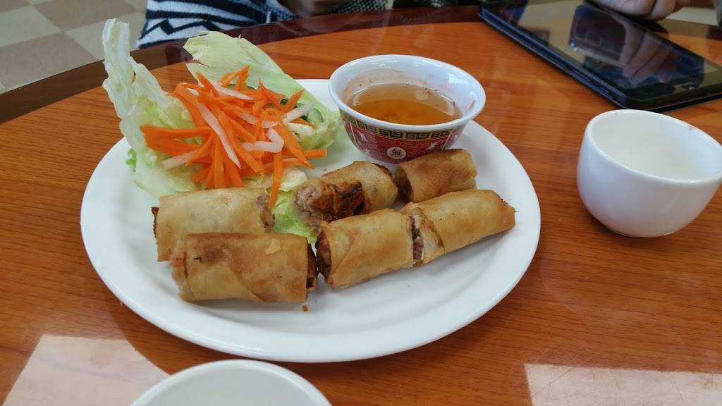 Pho Tan Phat Noodle House | restaurant | 3301 Westfield Ave, Camden, NJ 08105, USA | 8566140800 OR +1 856-614-0800