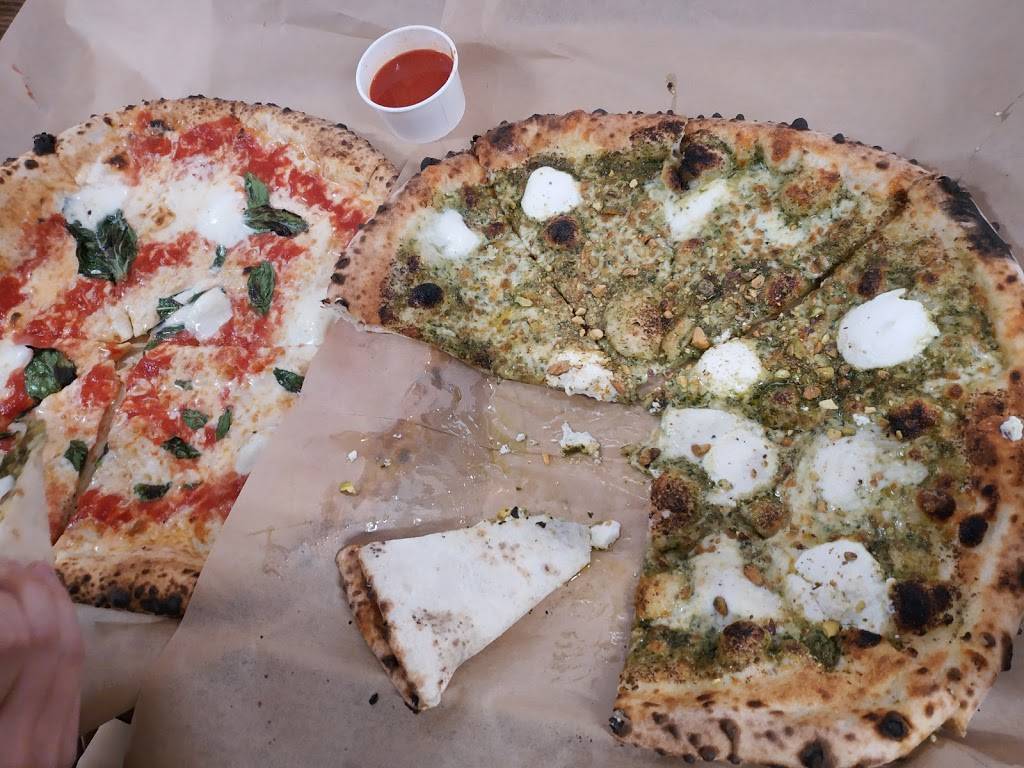 Inizio Pizza Napoletana | restaurant | 10620 Providence Rd, Charlotte, NC 28277, USA | 7048468909 OR +1 704-846-8909