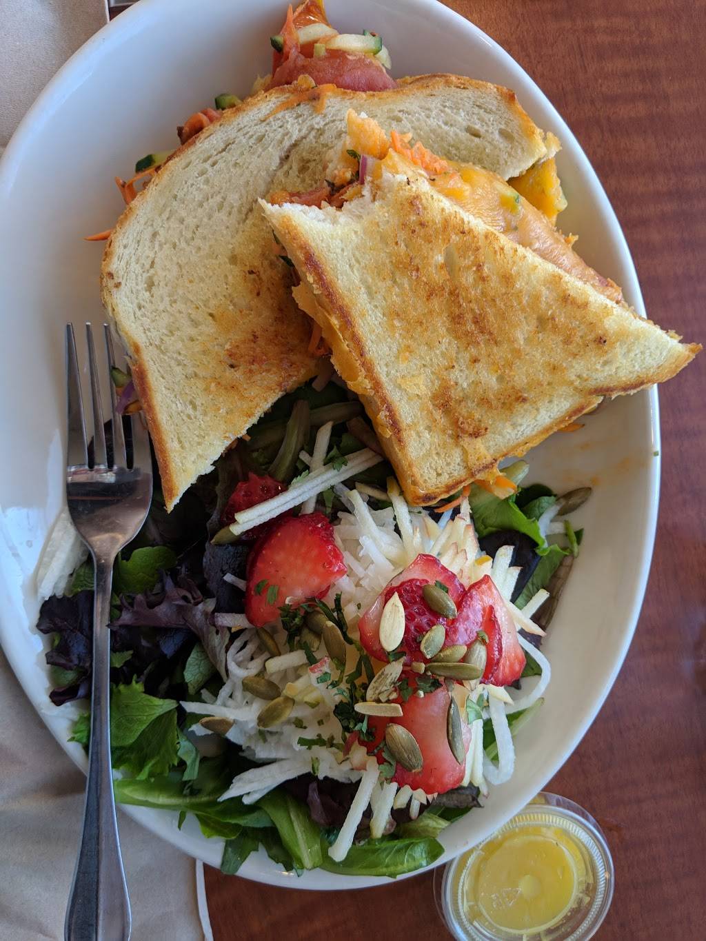 Homegirl Café | cafe | 130 Bruno St, Los Angeles, CA 90012, USA | 2136170380 OR +1 213-617-0380