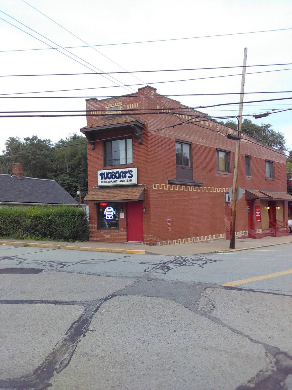 Tug Boats | restaurant | 105 West St, East Pittsburgh, PA 15112, USA | 4128291992 OR +1 412-829-1992