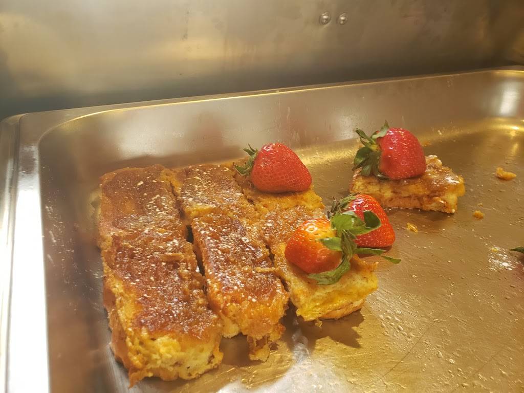 The Fay Club | restaurant | 658 Main Street, Fitchburg, MA 01420, USA | 9783454537 OR +1 978-345-4537