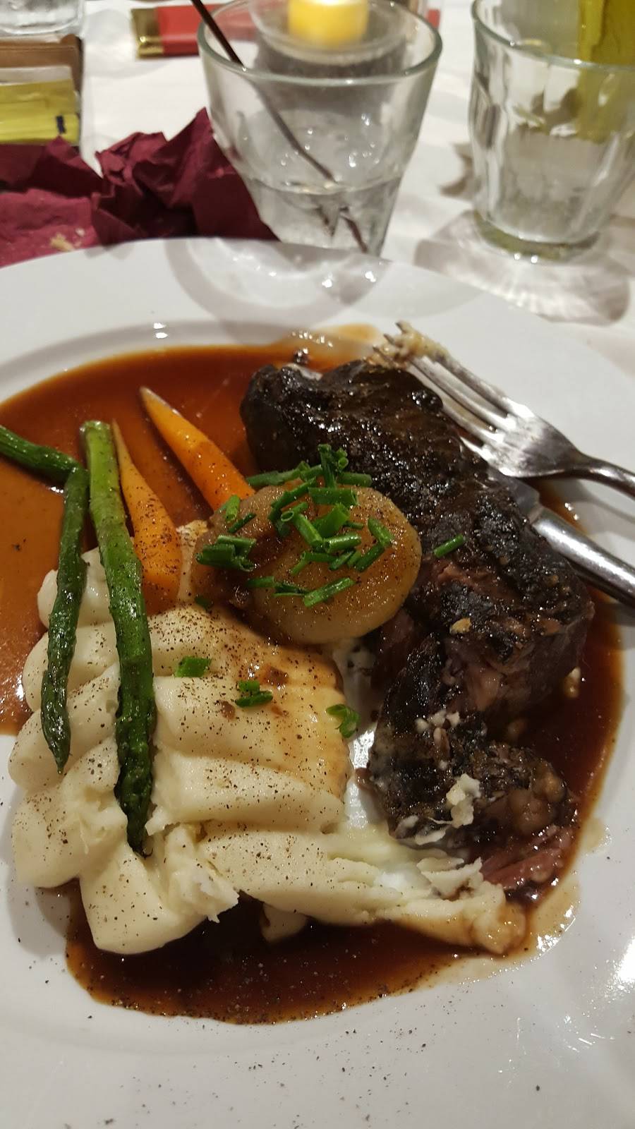 Roses Family Restaurant | restaurant | 35 Old State Rd 67, Oxford, CT 06478, USA | 2038810250 OR +1 203-881-0250