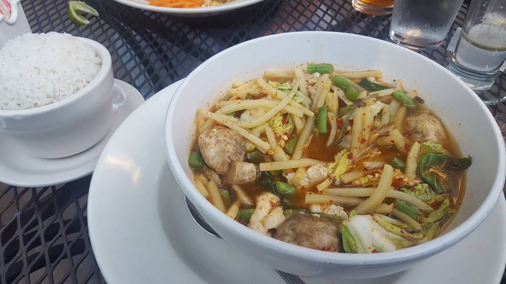 Bangkok Alley Collierville | restaurant | 2150 W Poplar Ave, Collierville, TN 38017, USA | 9018548748 OR +1 901-854-8748