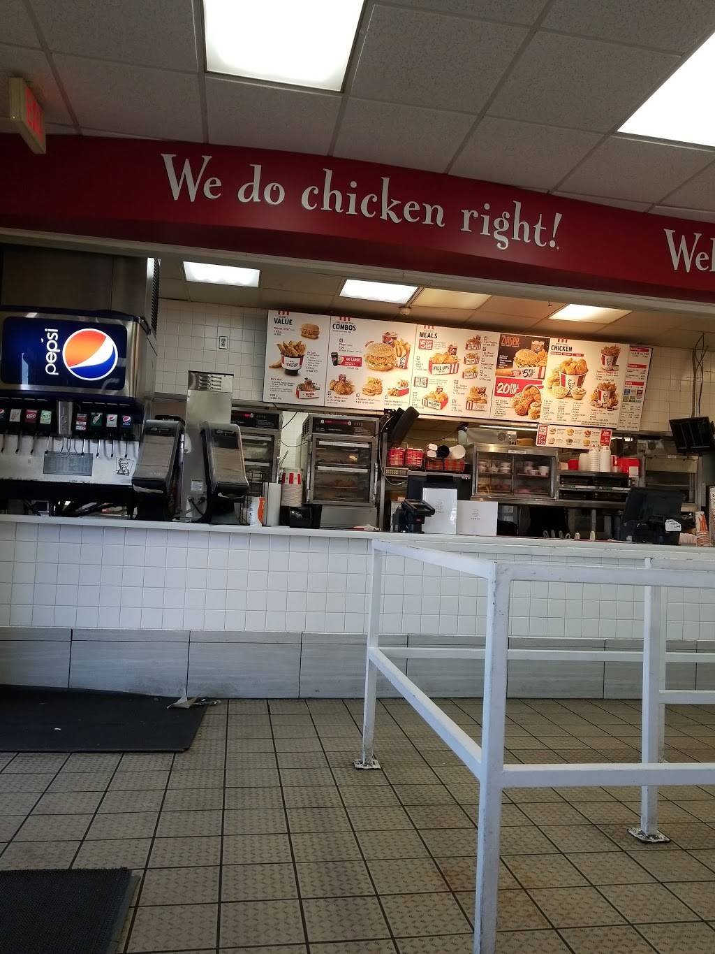 KFC | restaurant | 3686 Foothills Way, Fort Mill, SC 29715, USA | 8035484943 OR +1 803-548-4943