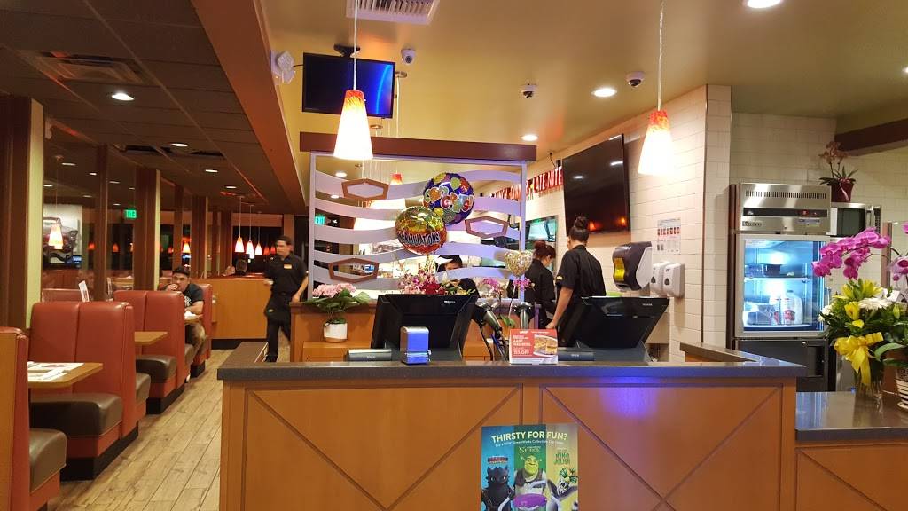 Dennys | restaurant | 10430 Friars Rd, San Diego, CA 92120, USA | 6195280224 OR +1 619-528-0224