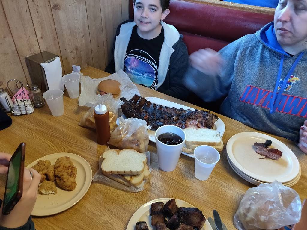 Wyandot Barbeque | restaurant | 8441 State Ave, Kansas City, KS 66112, USA | 9137887554 OR +1 913-788-7554