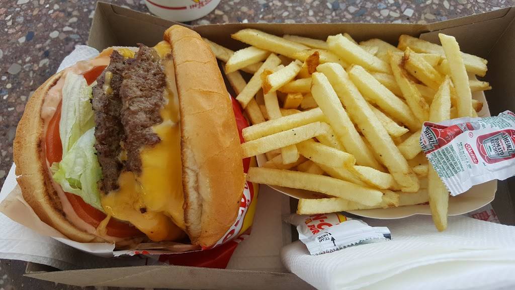 In-N-Out Burger | restaurant | 6292 Westminster Blvd, Westminster, CA 92683, USA | 8007861000 OR +1 800-786-1000