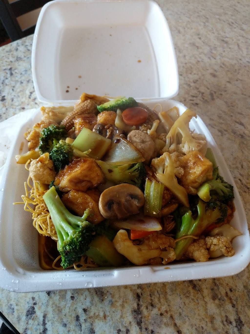 Hung Fatt Chinese Restaurant | meal delivery | 2108 Montreal Rd, Gloucester, ON K1J 6M8, Canada | 6137459894 OR +1 613-745-9894