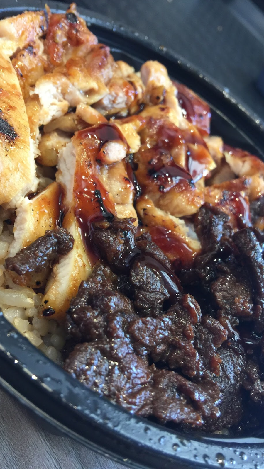 WaBa Grill | restaurant | 8882 Limonite Ave, Riverside, CA 92509, USA | 9519343881 OR +1 951-934-3881