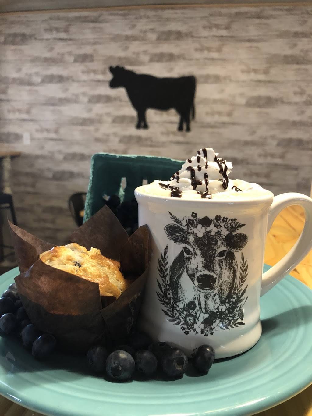 Little Red Shed Country Market | restaurant | 111west, Front St, La Monte, MO 65337, USA | 6606203069 OR +1 660-620-3069