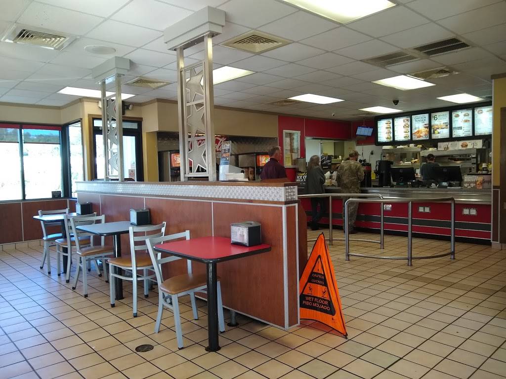 Hardees | restaurant | 5088 US-64, Copperhill, TN 37317, USA | 6154767521 OR +1 615-476-7521