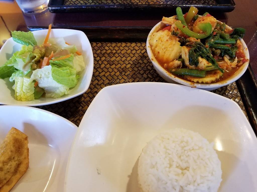Thai Lotus | restaurant | 6430 S Virginia St a, Reno, NV 89511, USA | 7758525033 OR +1 775-852-5033