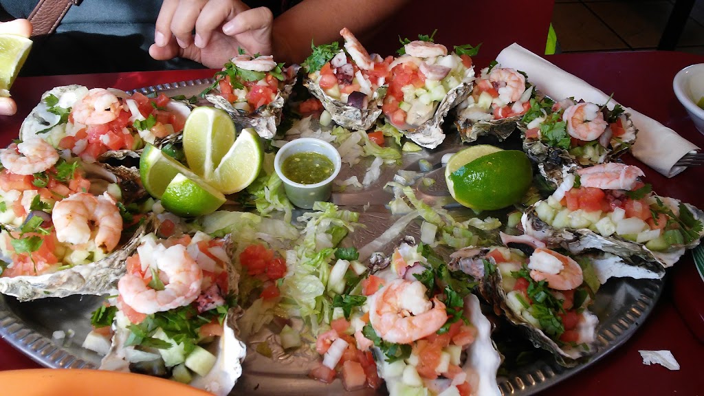 Mariscos Nayarit | restaurant | 606 S 36th Ave, Yakima, WA 98902, USA | 5094531283 OR +1 509-453-1283