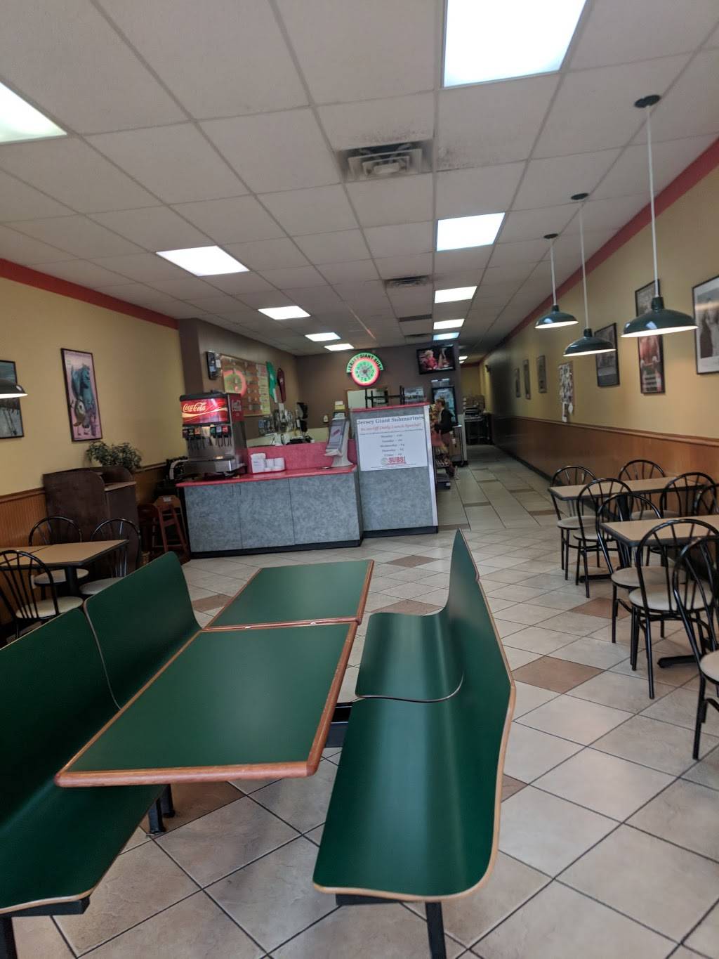 Jersey Giant Submarines | restaurant | 1866 W Grand River Ave, Okemos, MI 48864, USA | 5173478400 OR +1 517-347-8400