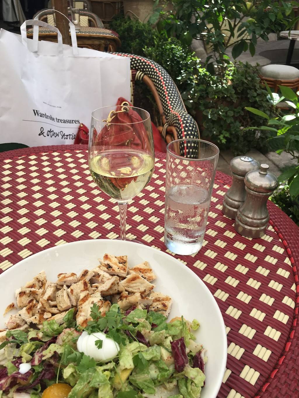 Chateau Marmont | restaurant | 8221 Sunset Blvd, Los Angeles, CA 90046, USA | 3236561010 OR +1 323-656-1010