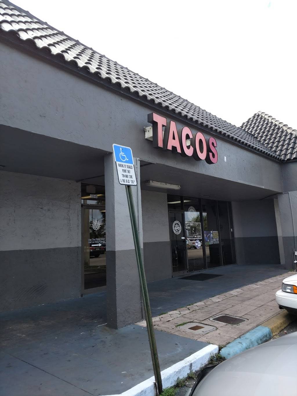 Agave Taco Bar | Davie West | meal delivery | 13040 W State Rd 84, Davie, FL 33325, USA | 9545304321 OR +1 954-530-4321