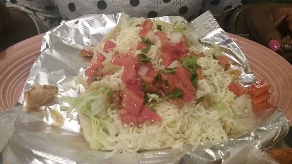 La Tolteca | restaurant | 135 2nd St, Williamsburg, VA 23185, USA | 7572590598 OR +1 757-259-0598