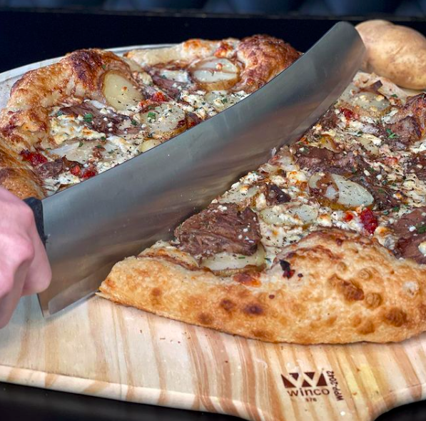 Bobs Pizza | West Loop | restaurant | 838 W Kinzie St, Chicago, IL 60642, USA | 3126679110 OR +1 312-667-9110