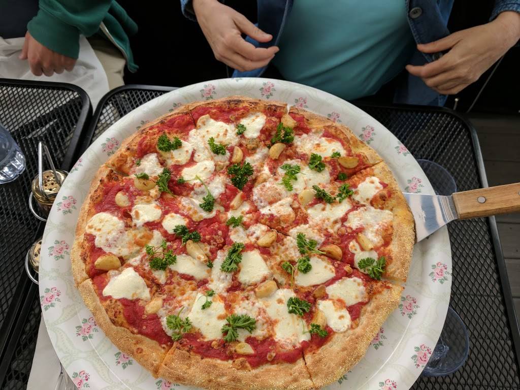 Bacio Pizzeria | restaurant | 81 Seaton Pl NW, Washington, DC 20001, USA | 2022322246 OR +1 202-232-2246