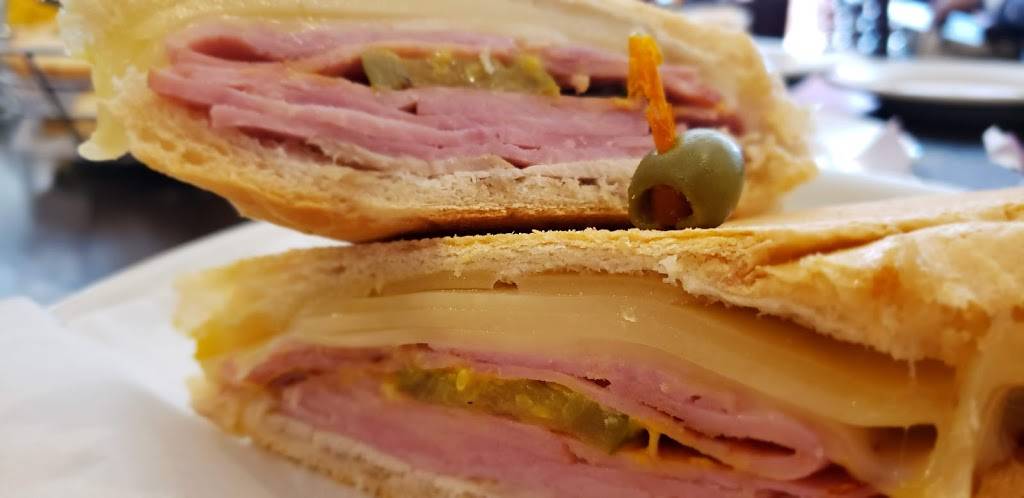 La Fragua Restaurante | restaurant | 7931 NW 2nd St, Miami, FL 33126, USA | 3052663226 OR +1 305-266-3226